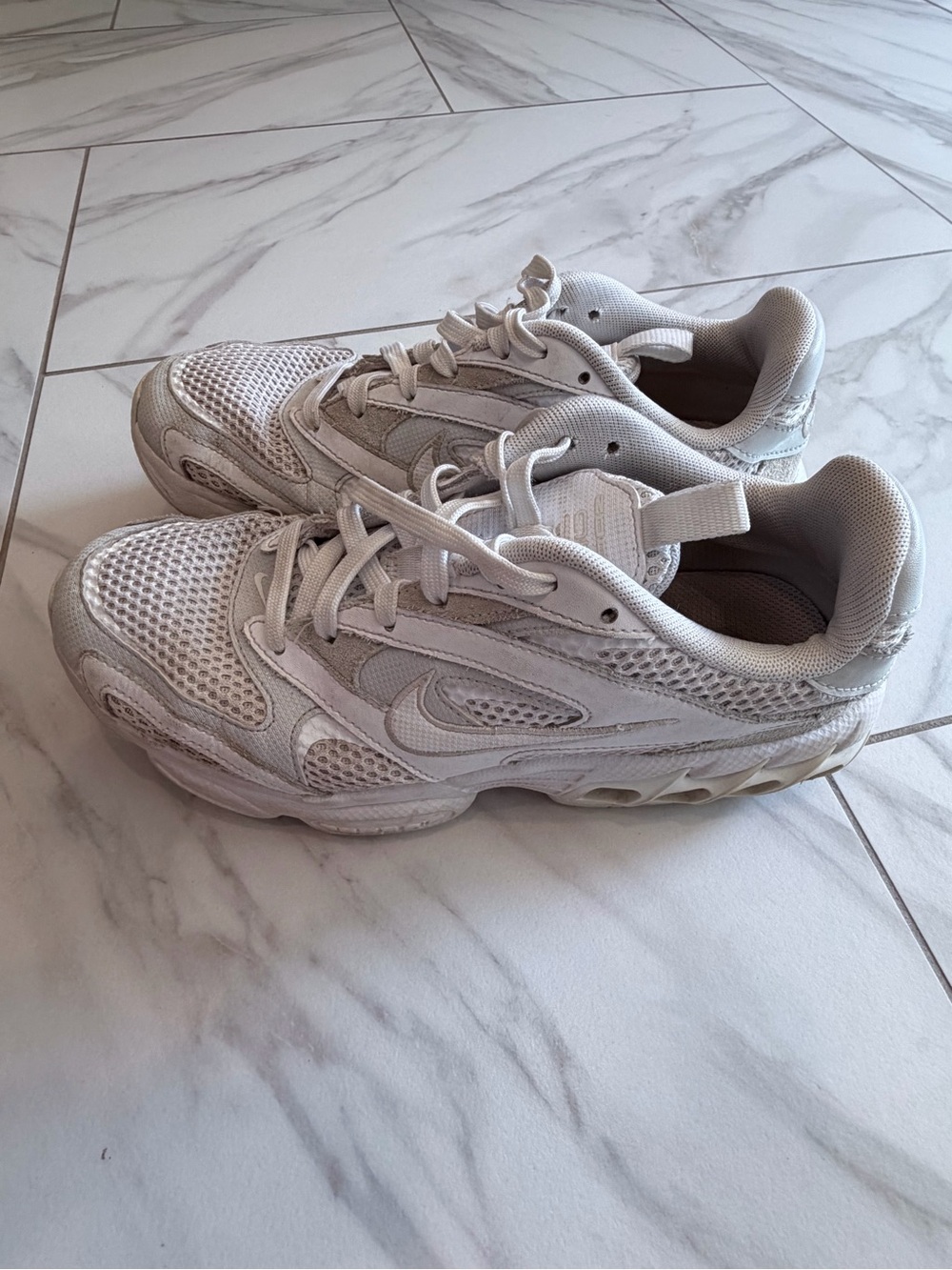 Nike Air Zoom White Athletic Sneakers. Size 8.5